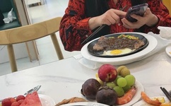 荡翁浪媳在公车上做